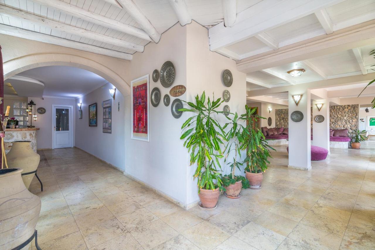 Oasis Hotel (Adults Only) Kalkan Bagian luar foto