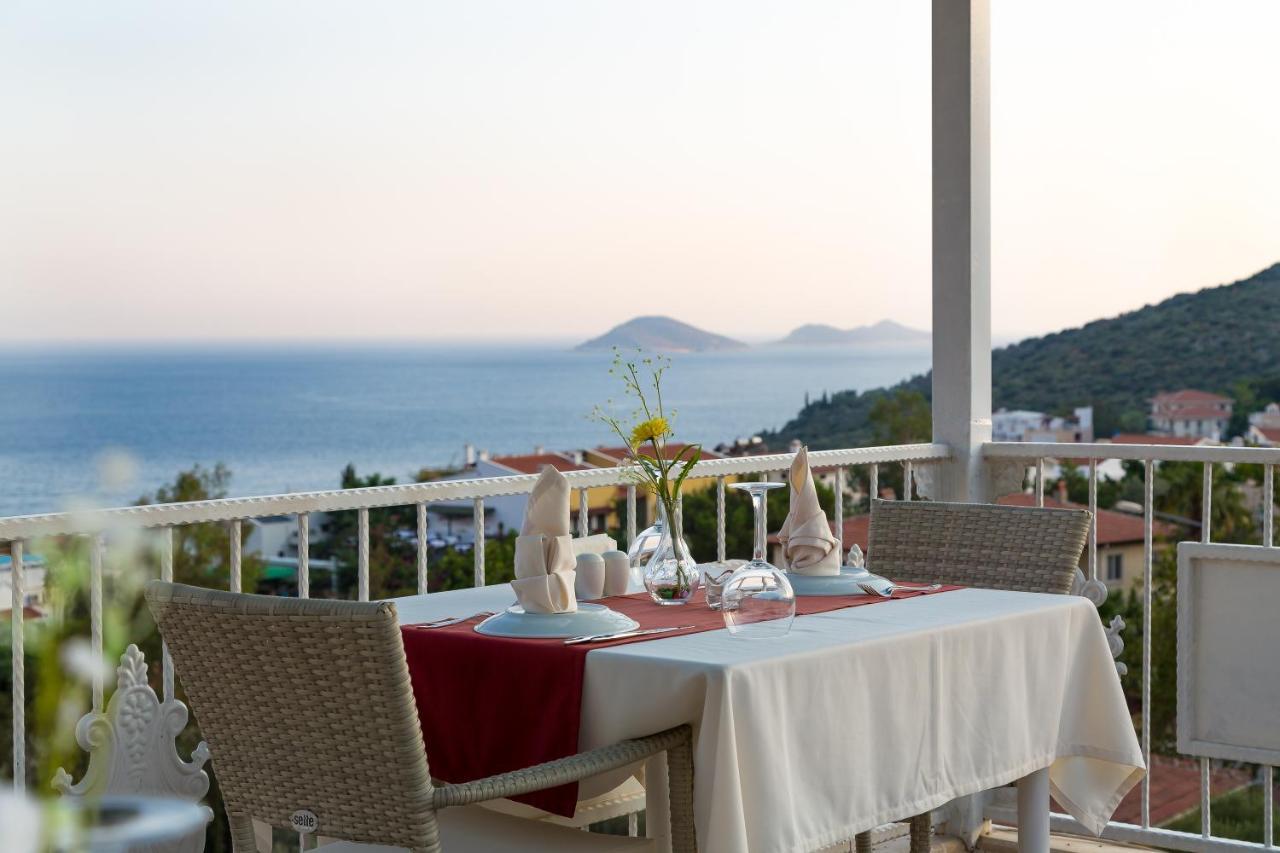 Oasis Hotel (Adults Only) Kalkan Bagian luar foto